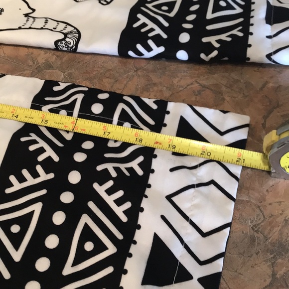 Elephant 🐘 inspired whimsical set of two pillowcases/shams - Picture 11 of 11